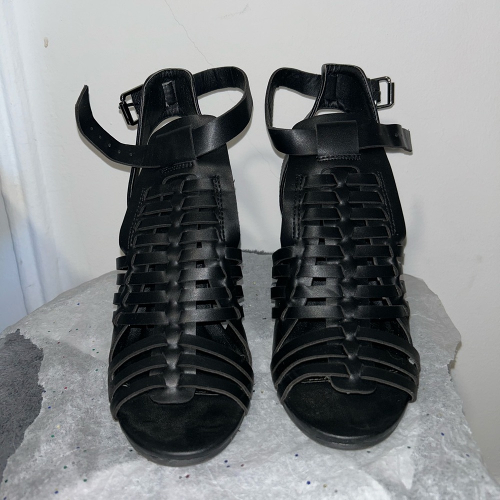 Women’s Black Heels